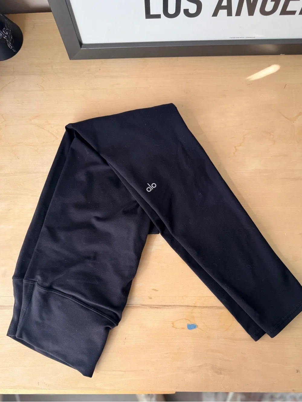 Alo Black Leggings - small